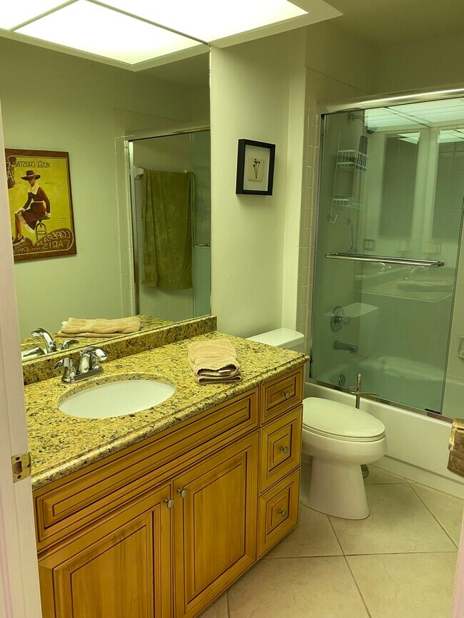 Building Photo - 3576 Windjammer Cir