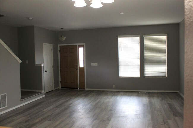 Building Photo - 7479 Countryside Grove