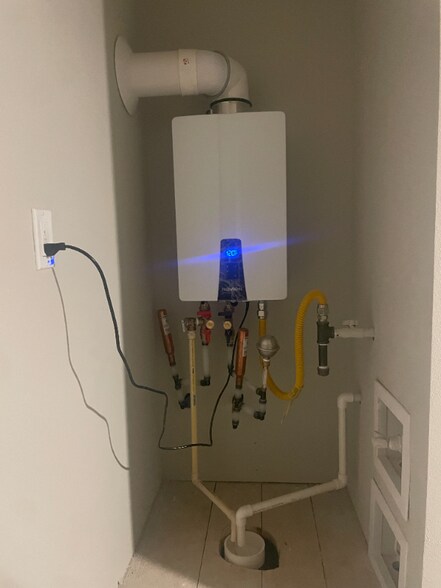 Building Photo - 15622 S 75th E Ave