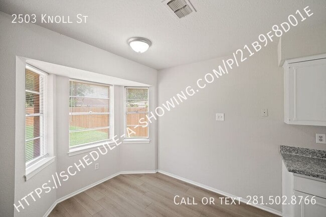 Building Photo - 2503 Knoll St