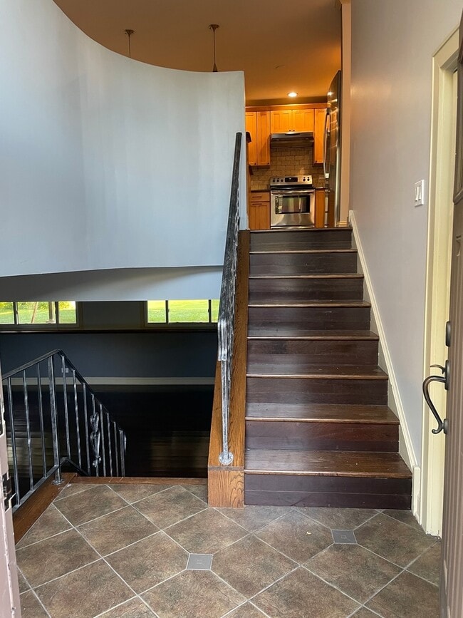 Building Photo - 4504 Normandy Dr
