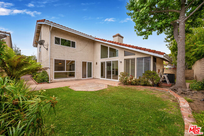 Building Photo - 3974 Astaire Ave