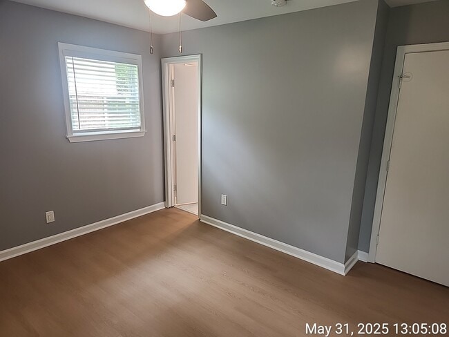 Building Photo - 2348 Clifton Springs Manor
