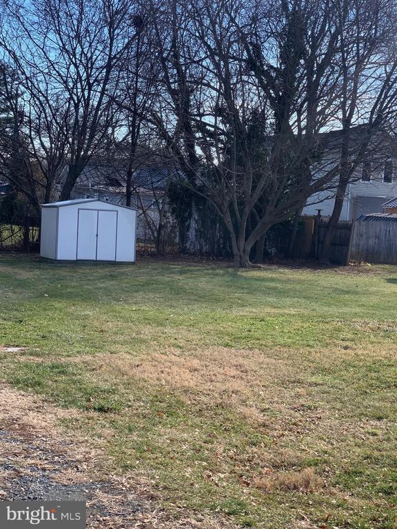 Building Photo - 110 Pershing Ave NW