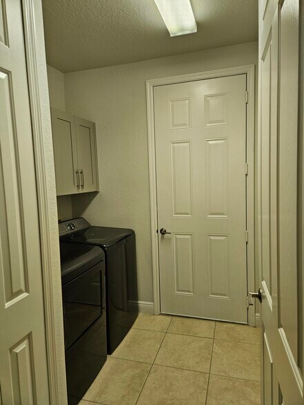 Utility Room - 4828 SW 17th Pl