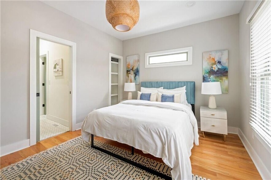 Building Photo - 1393 Glenwood Ave SE