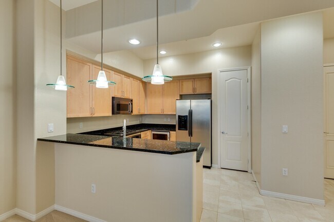 Building Photo - Manhattan Condo - South Las Vegas Blvd.