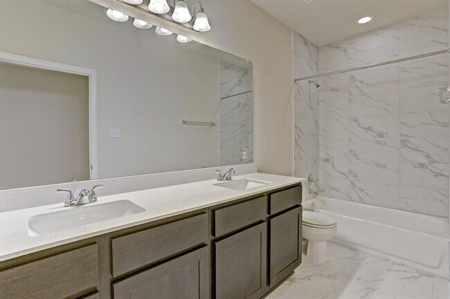 Building Photo - 3902 Crockett Ave