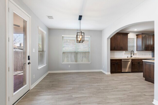 Building Photo - 5918 Copper Lily