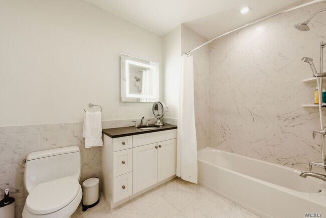 Building Photo - 30 Stewart Ave