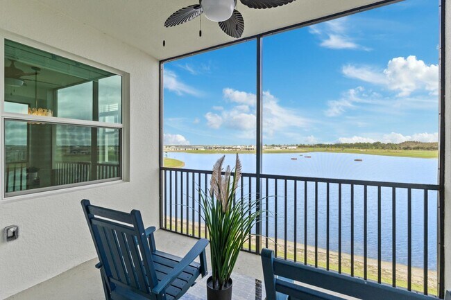 Building Photo - 15375 Grn Acrs Ave