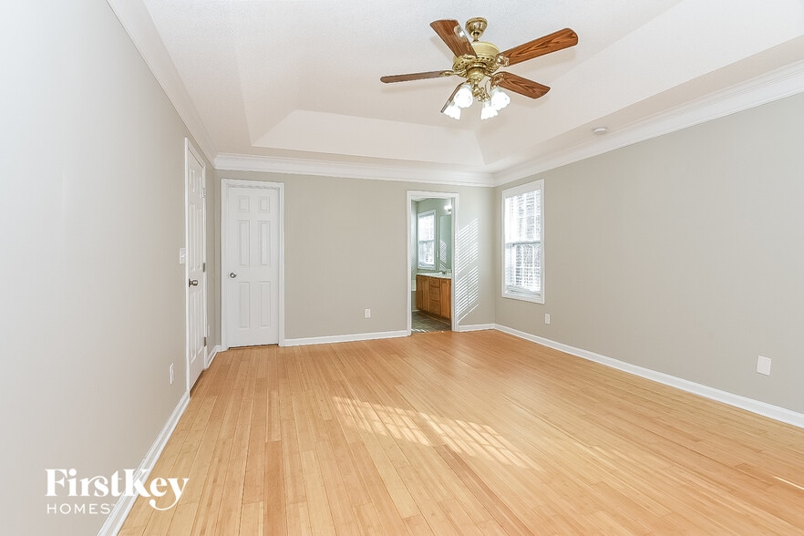 Building Photo - 405 Westwind Ct