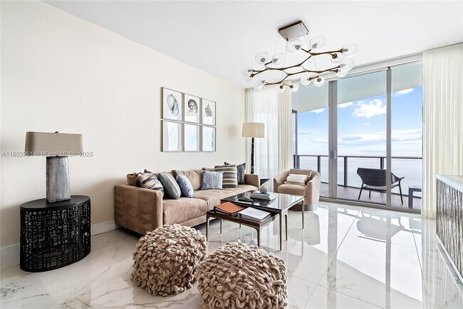 Building Photo - 15701 Collins Ave