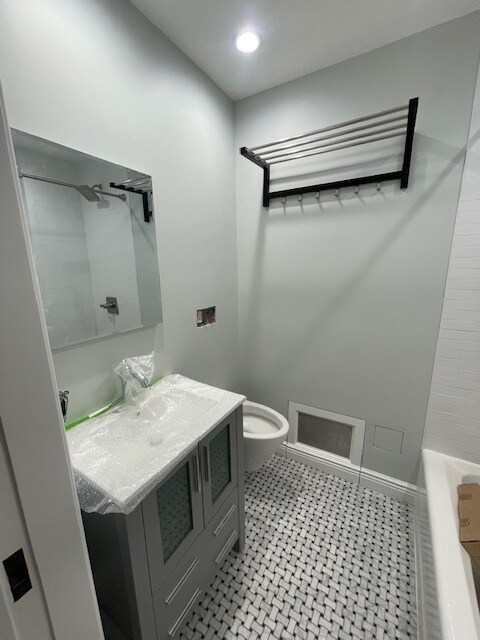 Building Photo - 342 W 85th St