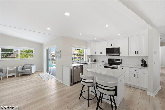 Building Photo - 799 Caribbean Ct