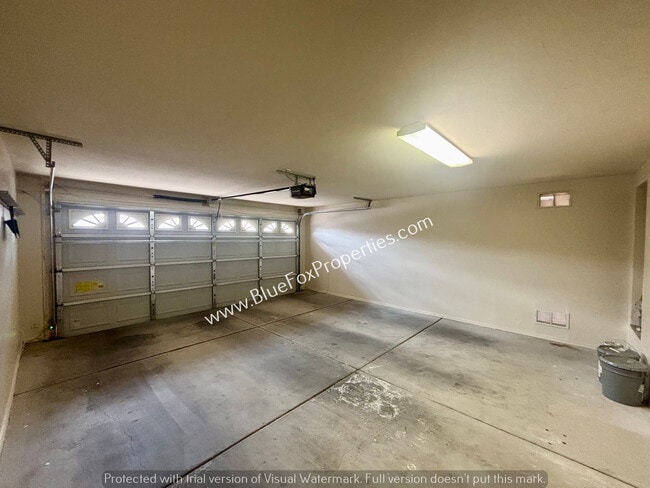 Building Photo - 10593 E Avalon Park St