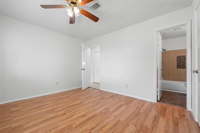 Building Photo - 23419 Prairie Bird Dr