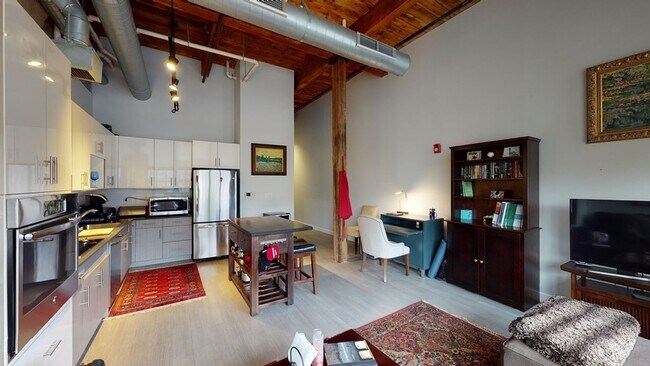 Building Photo - 15 Richdale Ave