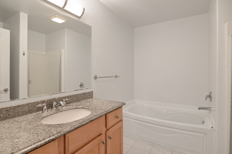 Building Photo - 922 Expedition Trail