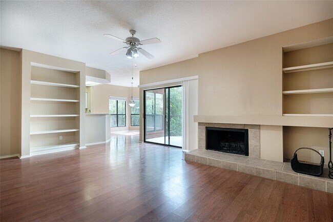 Primary Photo - 4711 Spicewood Springs Rd