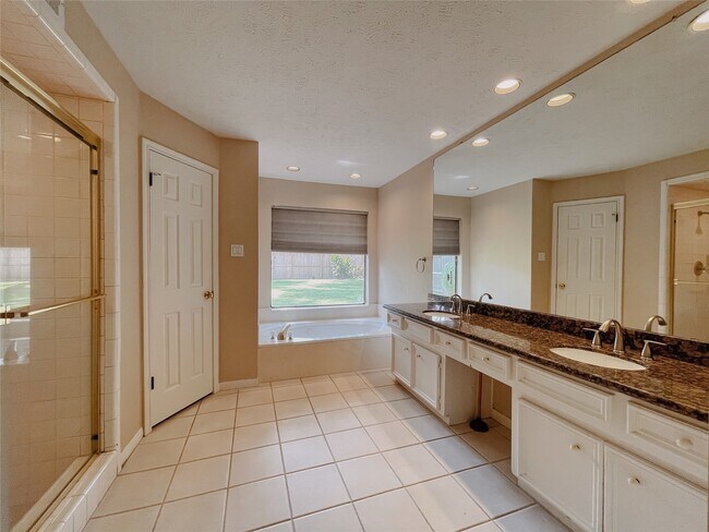 Building Photo - 3015 W Steepbank Cir