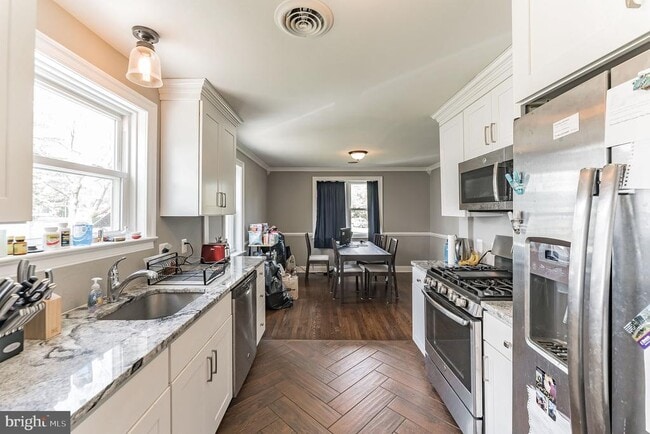 Building Photo - 1701 Butler Pike