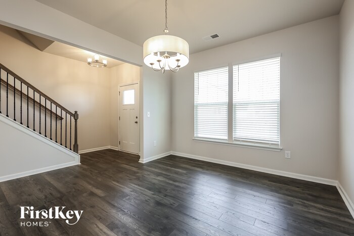 Building Photo - 1107 Mission Hill Ln