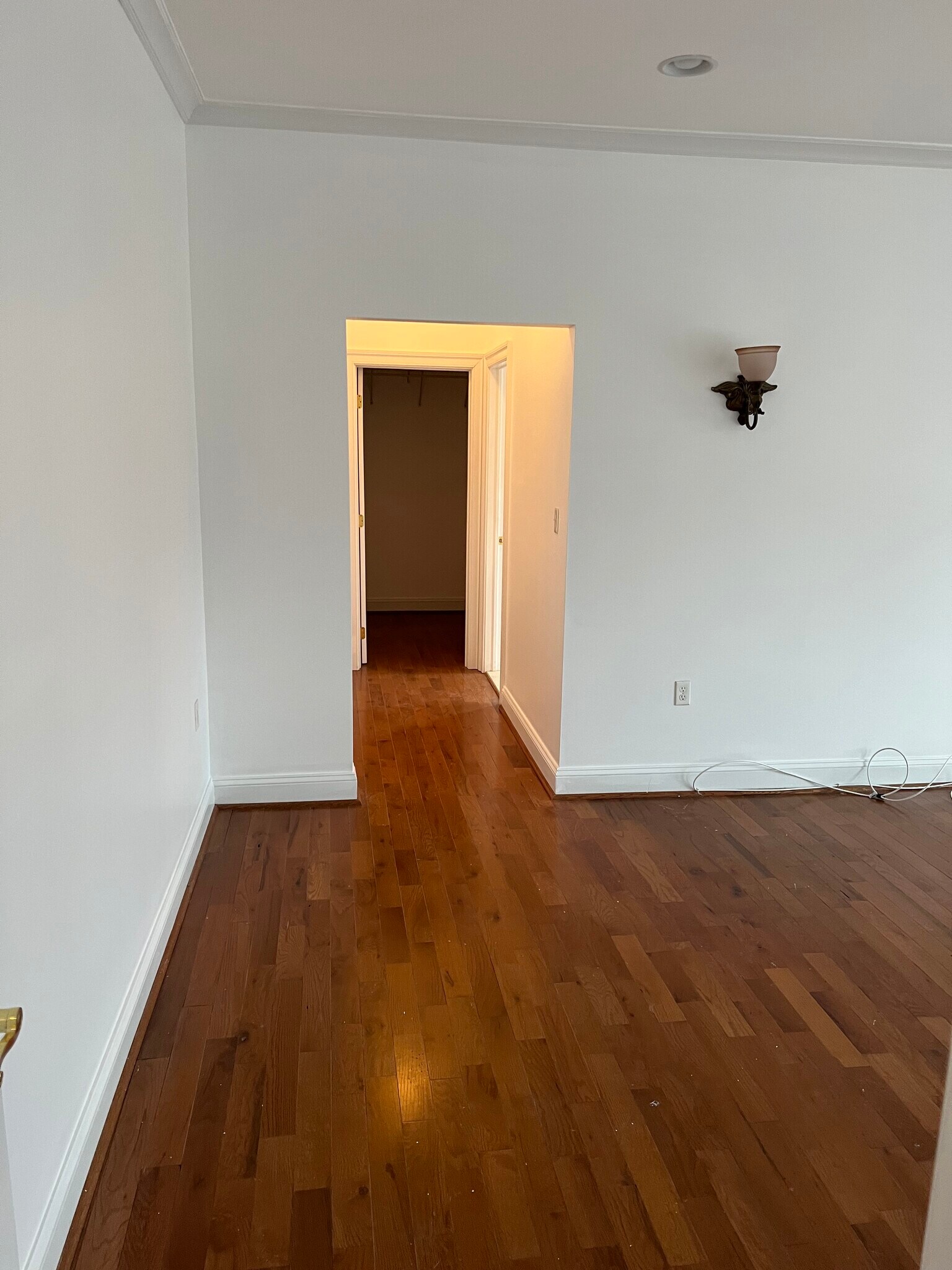 Building Photo - 2101 Bolton St