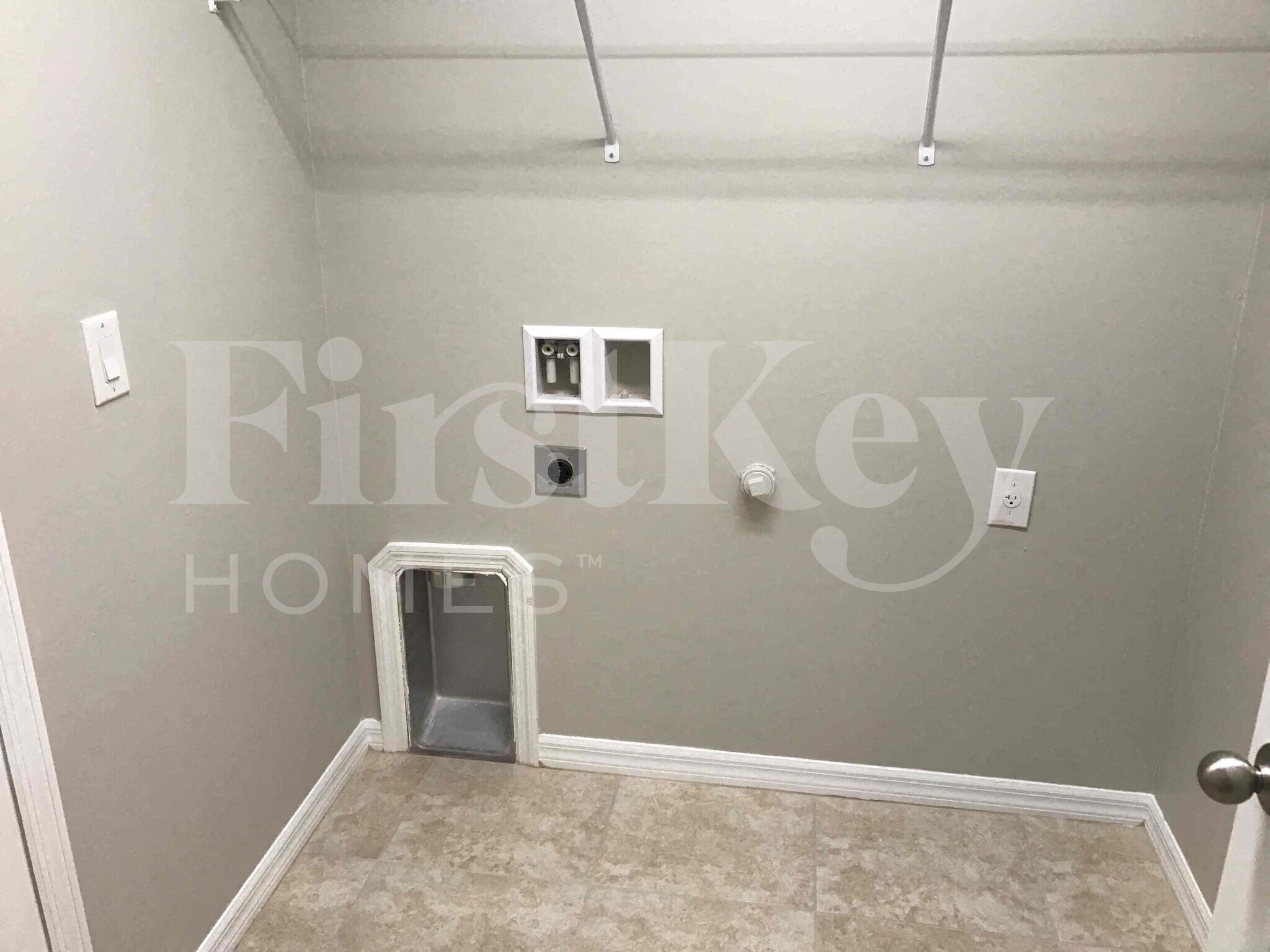 Building Photo - 2325 NW 34th Ave