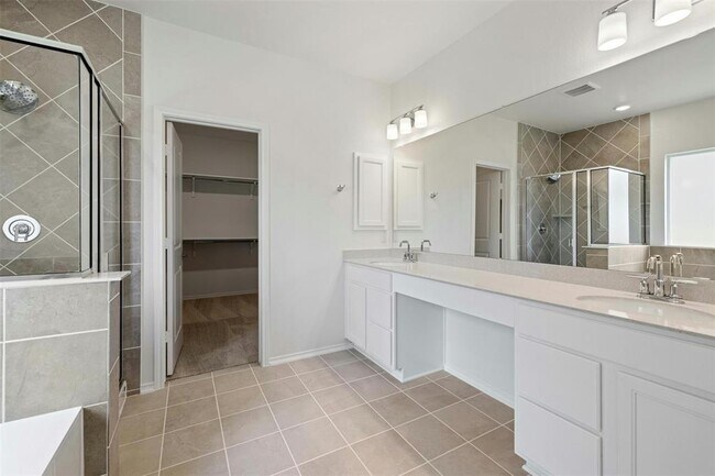 Building Photo - 3643 Sorriso Ln