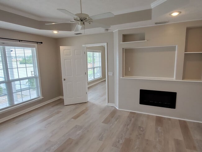 Building Photo - Waterfront Home on Lake Marin! 3 BR|2.5 BA with Great Outdoor Space!