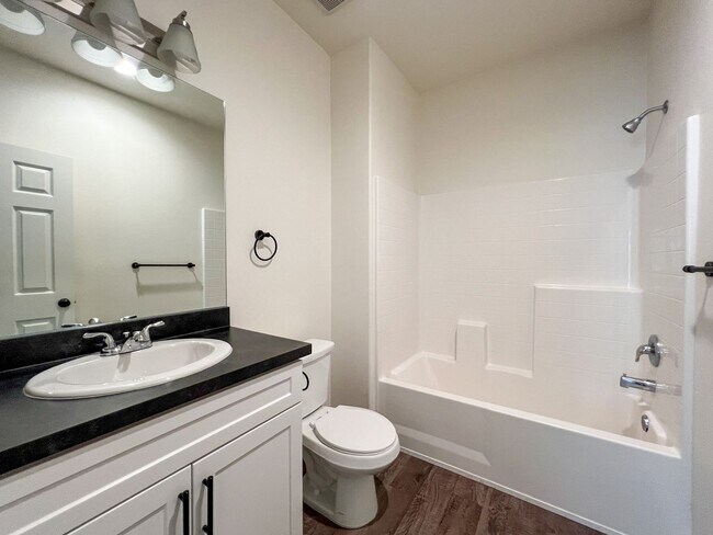 Building Photo - 29 Palms Home with Solar