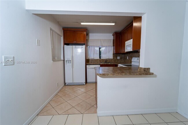 Building Photo - 2342 NW 36th Ave