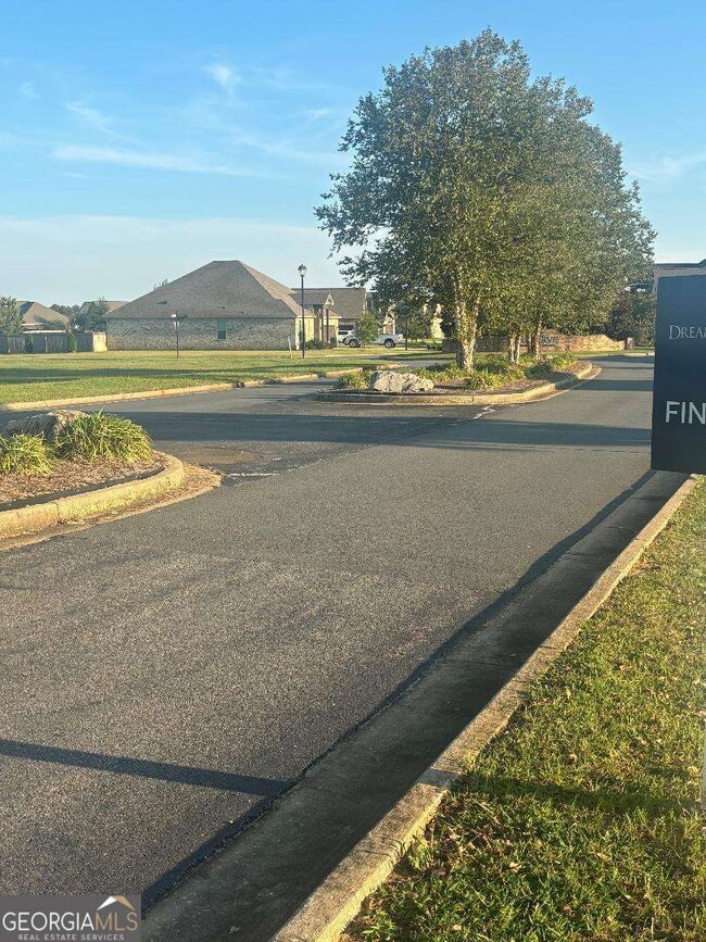 Building Photo - 109 Farmers Wy