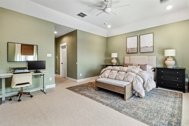 Building Photo - 5202 Pinemont Creek Ln