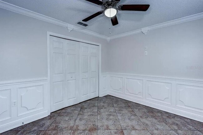 Building Photo - 126 Walnut Crest Run