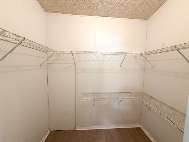 Building Photo - 4506 Legend Falls