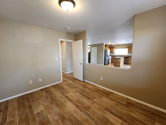 Building Photo - Beautiful former Model Home located near S...