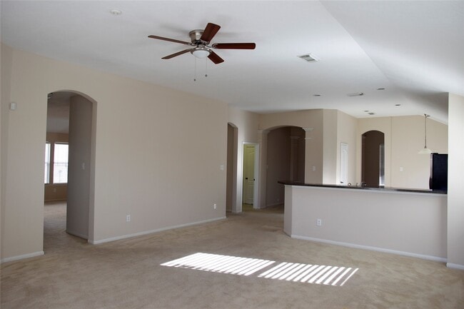 Building Photo - 1722 Lansing Cove Dr