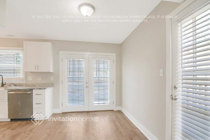 Building Photo - 51 Enesco Cir