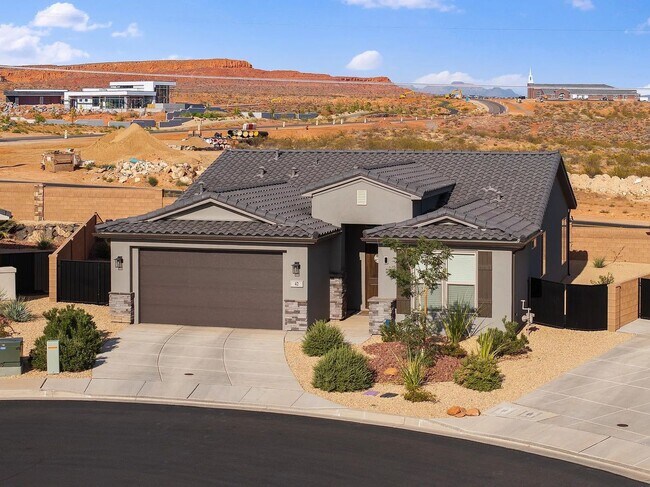 Building Photo - 3 Bedroom Home in Washington's Premier Bri...