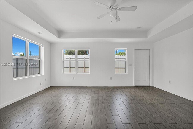 Building Photo - 529 NW 88th St