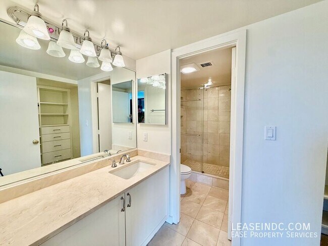 Building Photo - 1099 22nd St NW