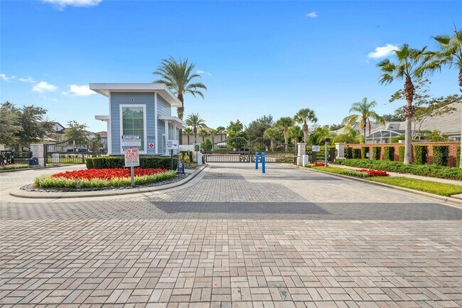 Building Photo - 8000 Leaf Grv Cir