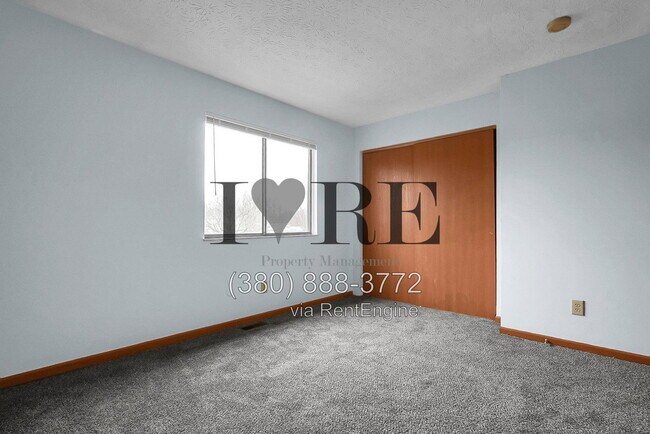 Building Photo - 1726 River Bend Rd