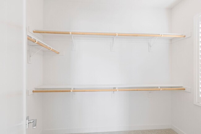 Building Photo - 35923 Hinkey St