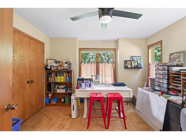 Building Photo - 14372 Heather Ridge Dr