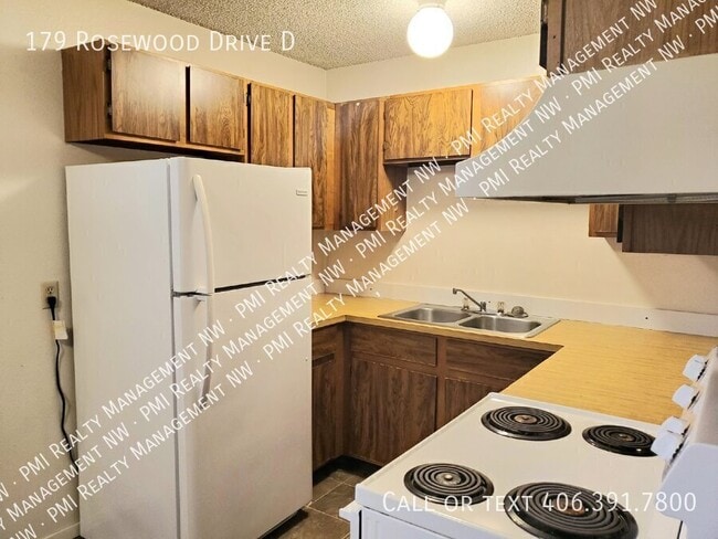 Building Photo - 179 Rosewood Dr