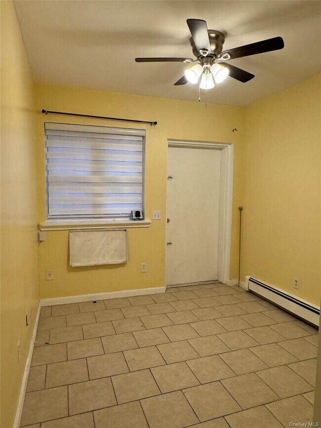 Building Photo - 1009 Ward Ave