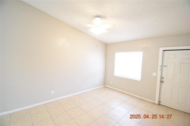 Building Photo - 12203 N 9th St